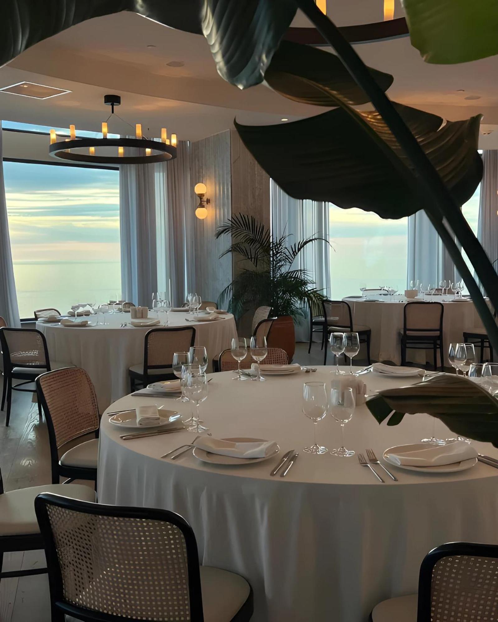 Luxury Orbi City Sea View Aparthotel 바투미 외부 사진